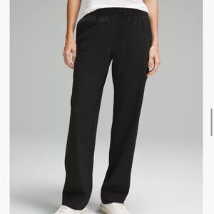 Lululemon Straight-Leg MR Luxtreme™ Pant*Regular BLK M